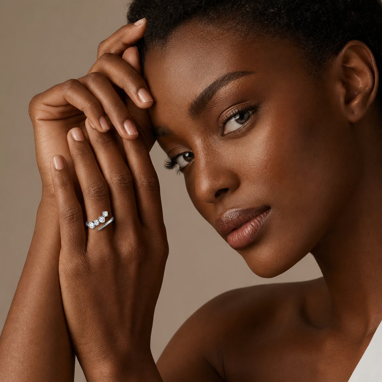 Orbital Diamond Bypass Ring