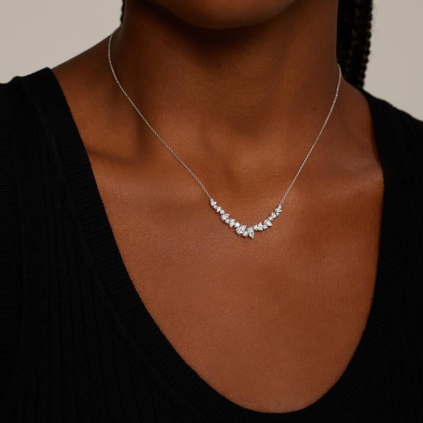 Leaf Arc Diamond Necklace